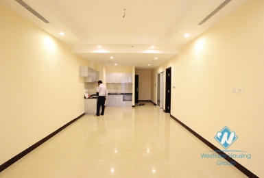 High quality apartment for rent in Royal city, Thanh Xuan district, Hanoi. Living space 130 sqm with 2 bedrooms, 2 bath rooms. Price for rent 1000 USD/month